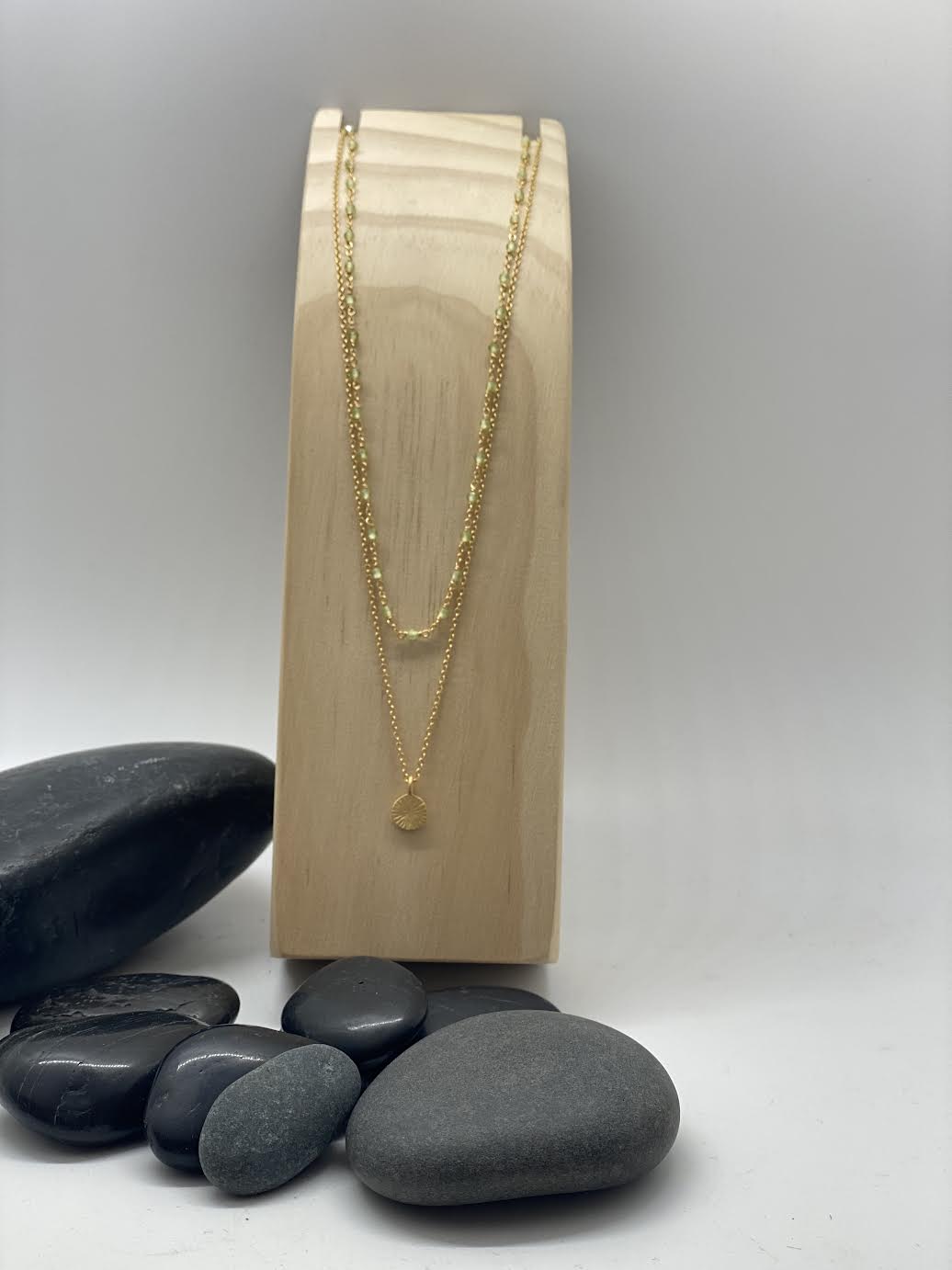 Manjusha- Neck- Spring Blossoms- N5332- Two Line- Peridot Beads- Gold Chain