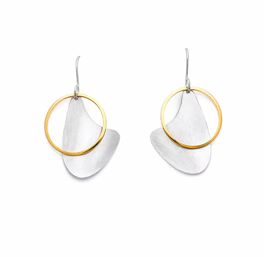 SuzanneN - Ear-  23z- Sterling silver / 24K gold plate. Length 1 1/4"