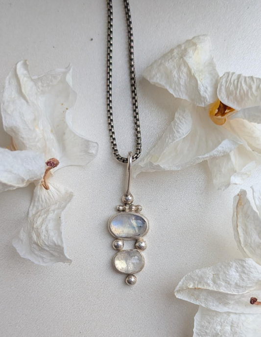 AdornR- Neck-  Moonstone SS