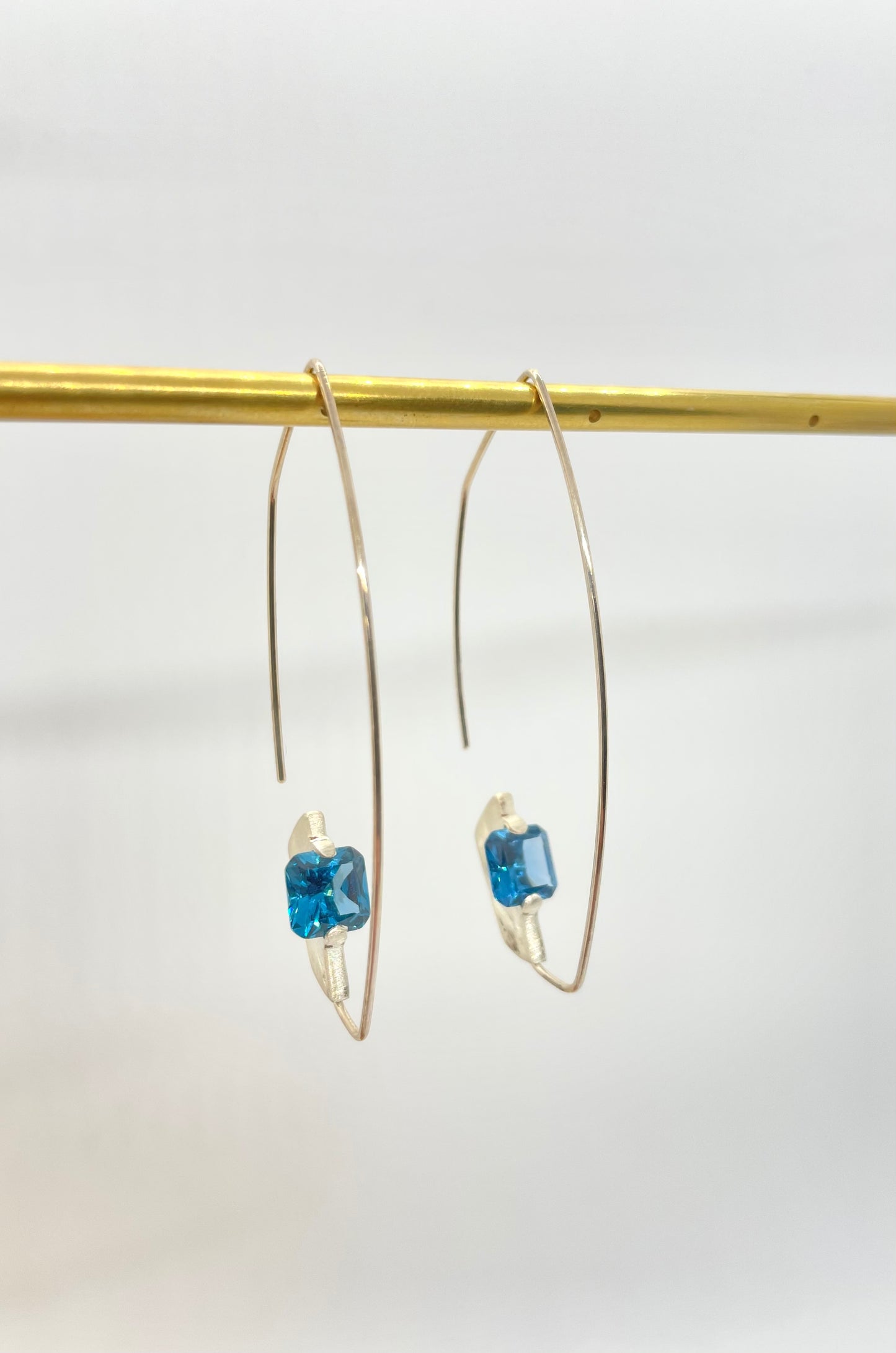 Mysterium- Gemstone Threader Earrings