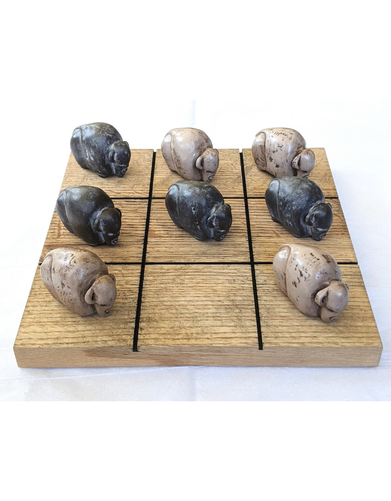 BeehiveClay- Game- Tic Tac Toe