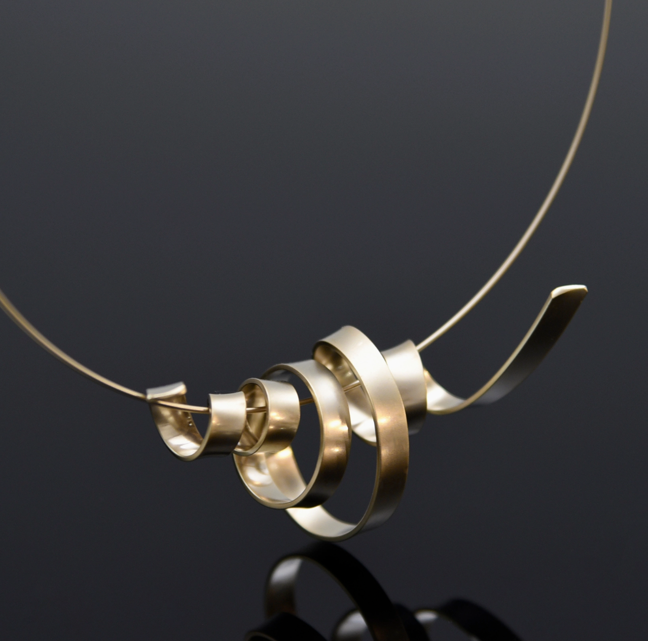 Voss Cuff Necklace