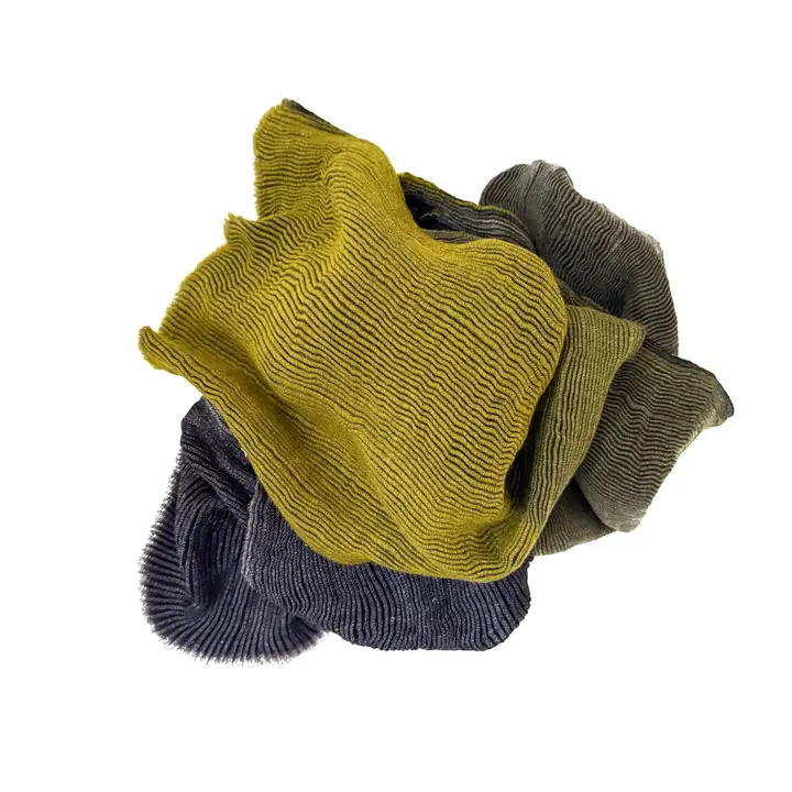 Dyed Crinkled Wool Scarf