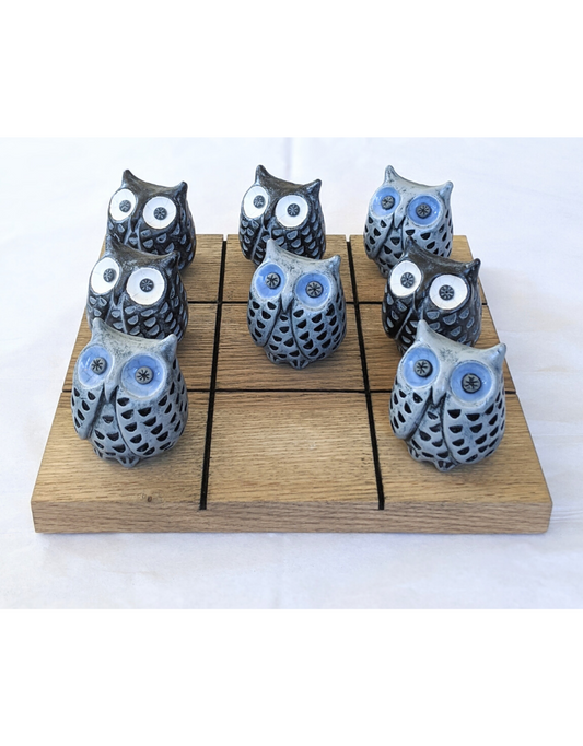 BeehiveClay- Game- Tic Tac Toe